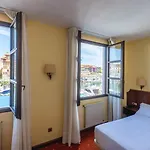 Rocas Hotel 3*