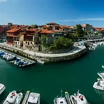 Hotel Rocas Llanes