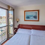Rocas Hotel 3*