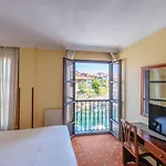 Hotel Rocas Llanes