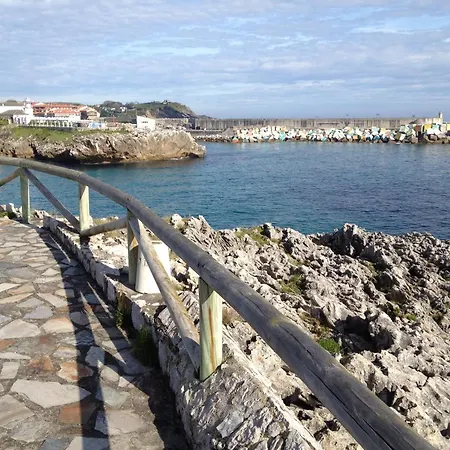Rocas Llanes