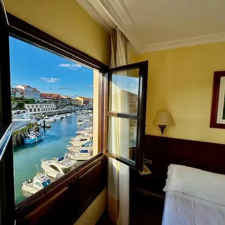 Hotel Rocas Llanes