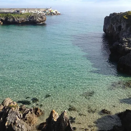Rocas Llanes