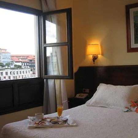 Hotel Rocas 3*