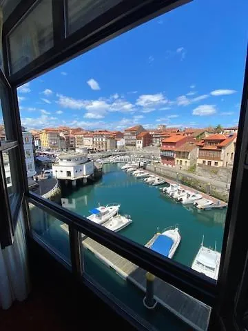 Rocas Ξενοδοχείο 3*